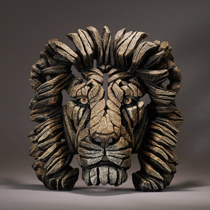 Pine and Oak Lion Bust - Savannah